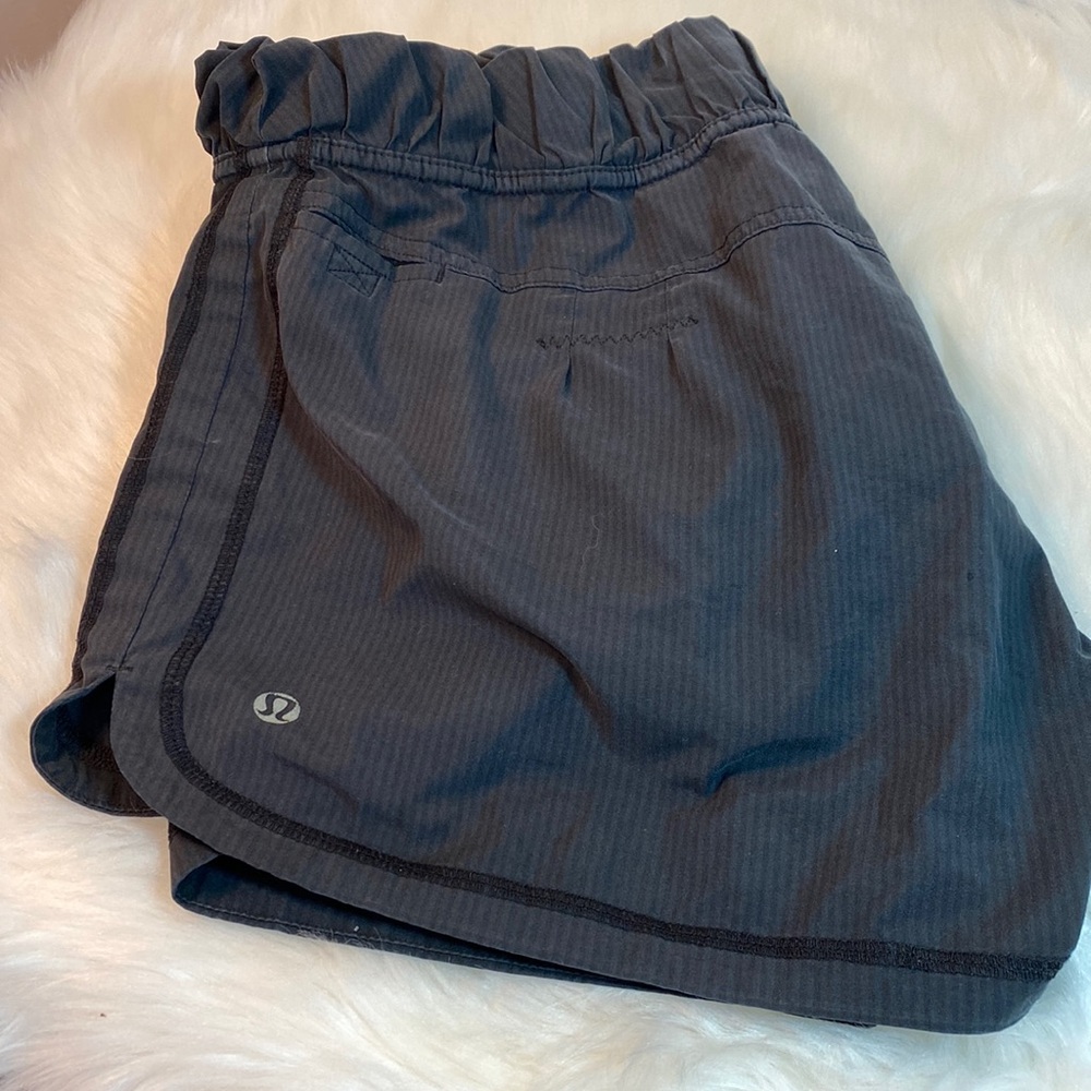 Lululemon Shorts Black Lined